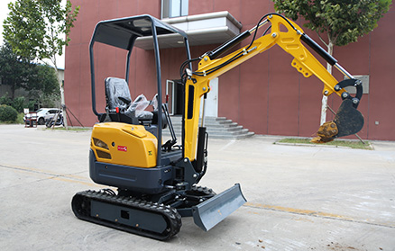 Small excavator-17